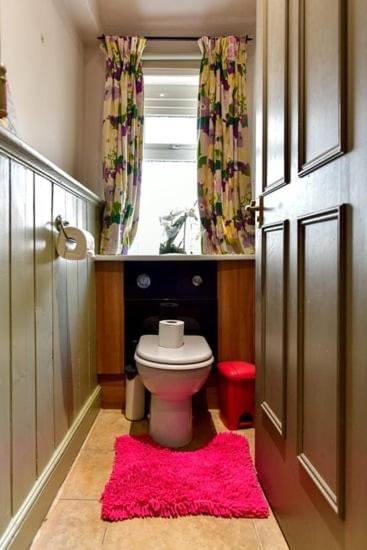 Quirky 4 Bedroom Apartment With Terrace Cardiff Exteriör bild