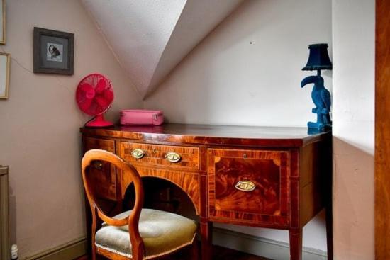 Quirky 4 Bedroom Apartment With Terrace Cardiff Exteriör bild
